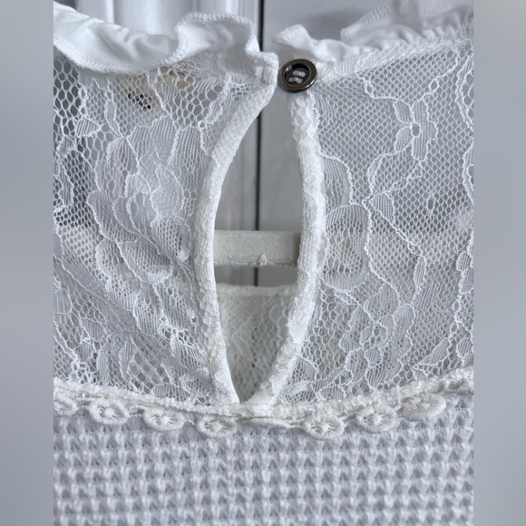 Pol - White Lace tunic dress or Top - Picture 10 of 11